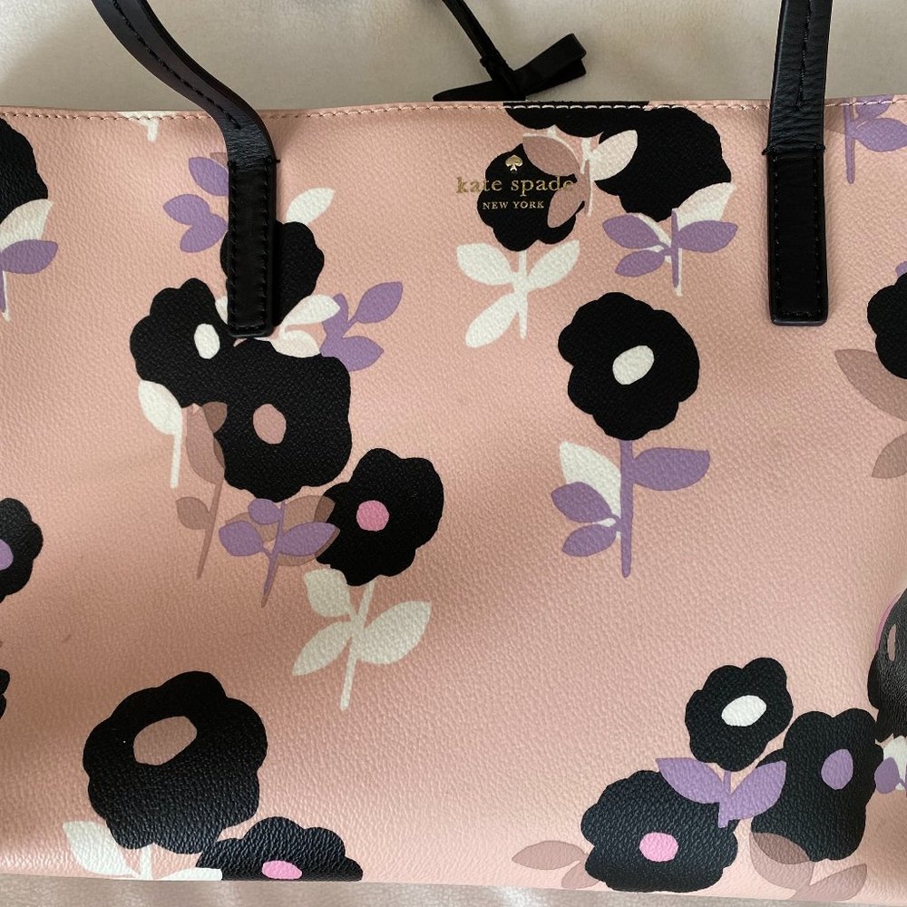 Women's tote bag